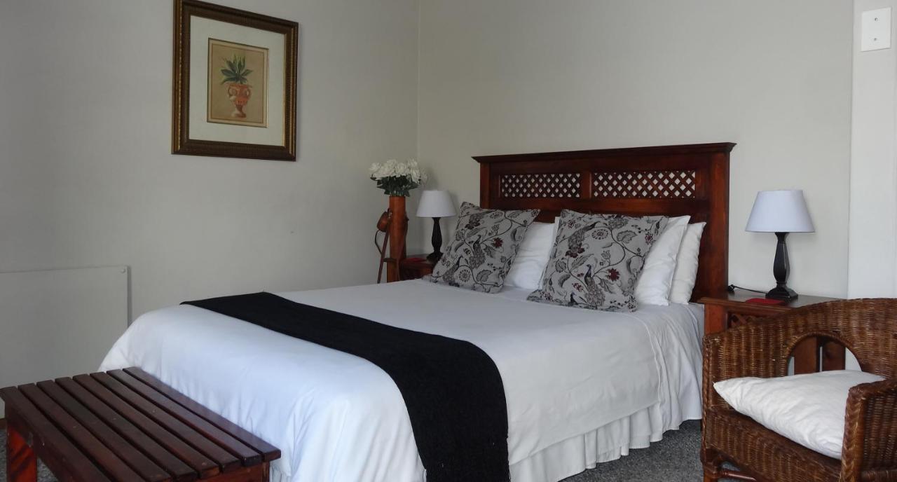 Be My Guest Lodge Bloubergstrand Exterior foto